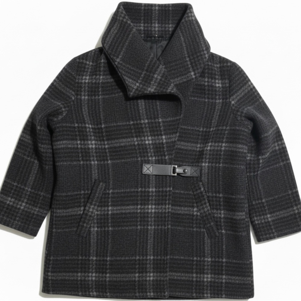 Ellen Reyes Unique Woman 2X Gray Plaid Wool Blend Jacket Collar Buckle Closure
